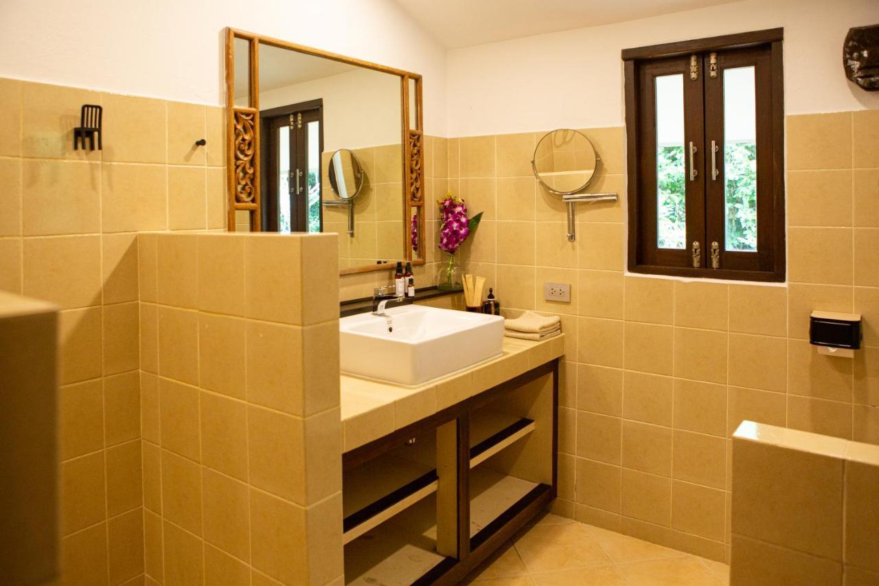 Mailo Pool 5br 10 Guests Villaer Ko Samui